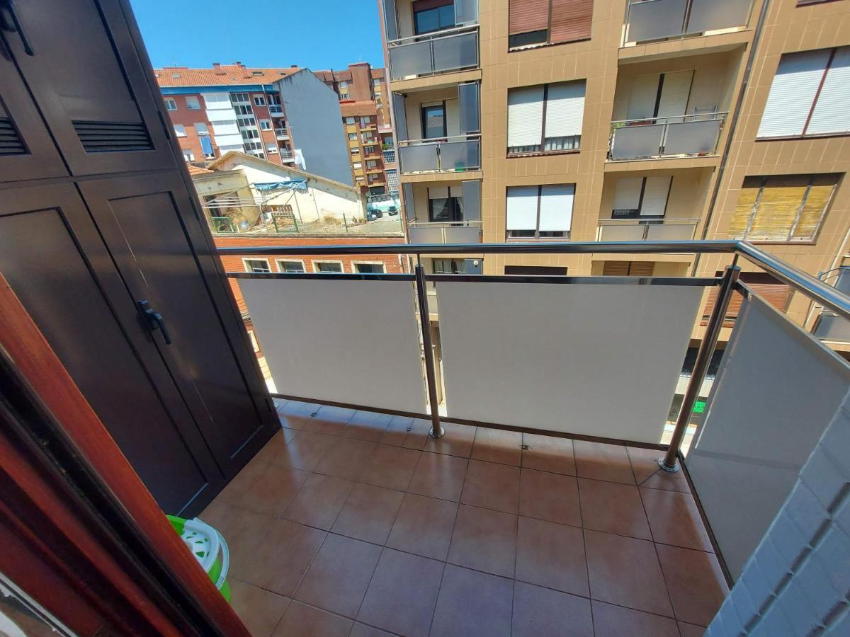 Leikerenea. Amplio Apartamento En Bermeo Kültér fotó